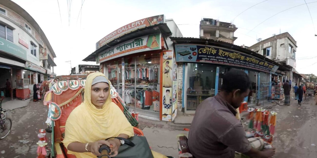 THE UNCOMFORTABLE JEANS OF PAKHI BEGUM | SIMA Studios
